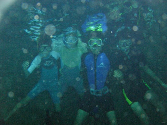 12- Tous dans la grotte sous-marine 